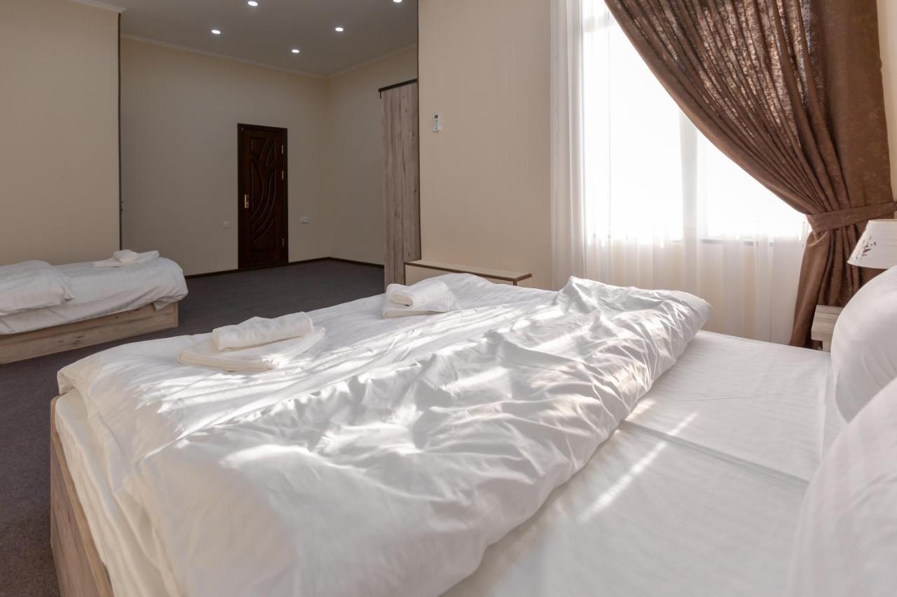Light Hotel Tashkent Exterior photo